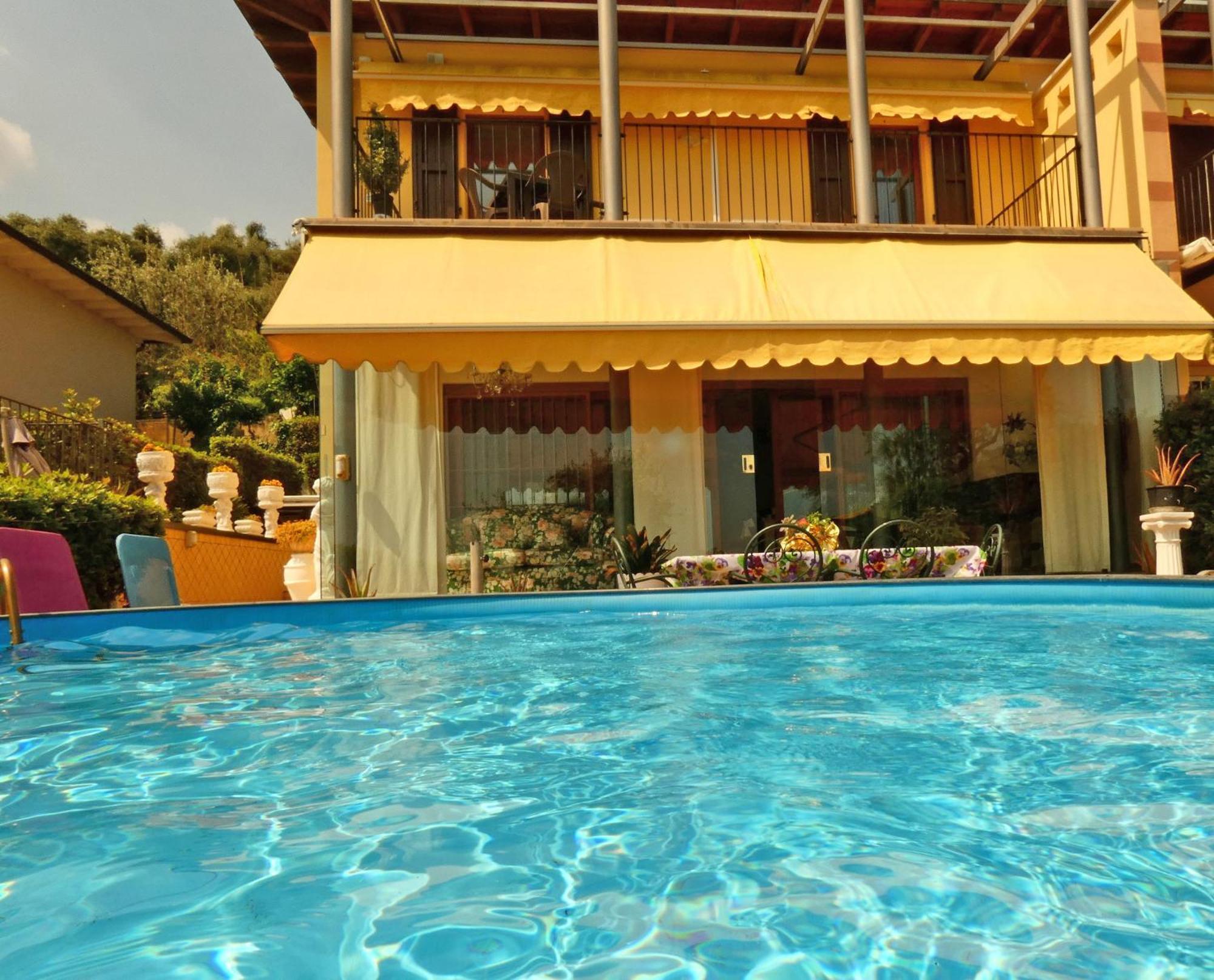 Villa Paradiso Polpenazze del Garda Rum bild